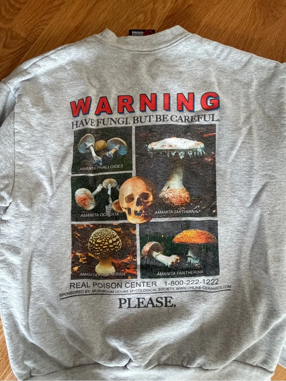 Online Ceramics Mushrooms Are Edible Medium Men’s Sweatshirt